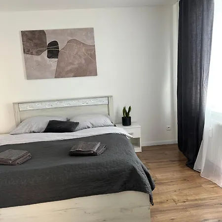 Apartmanovy Bakossova بانْشكا بيشتريتْسا